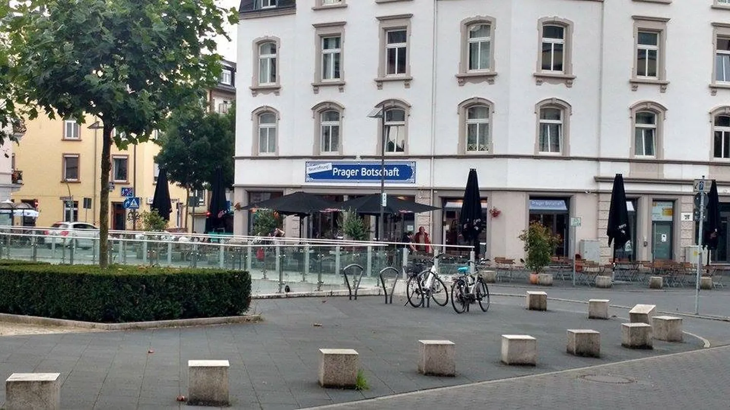 Prager Botschaft restaurant Francfort