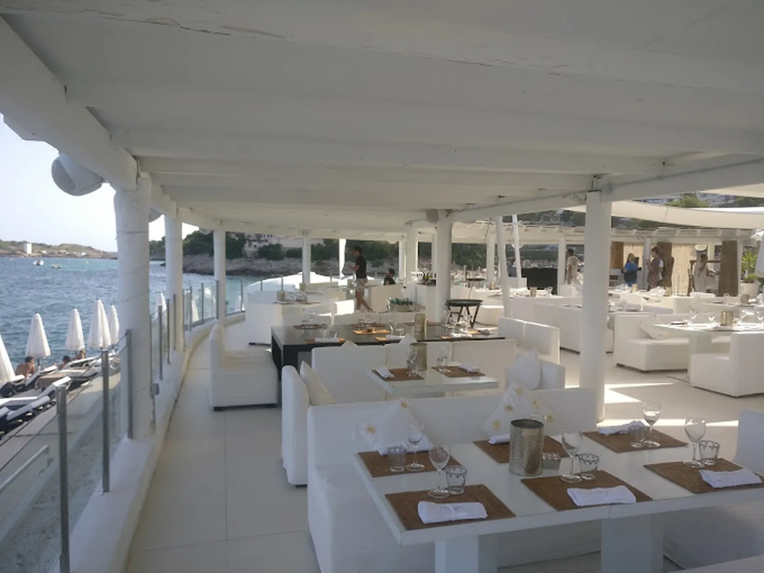 Purobeach Illetas restaurant Maiorca