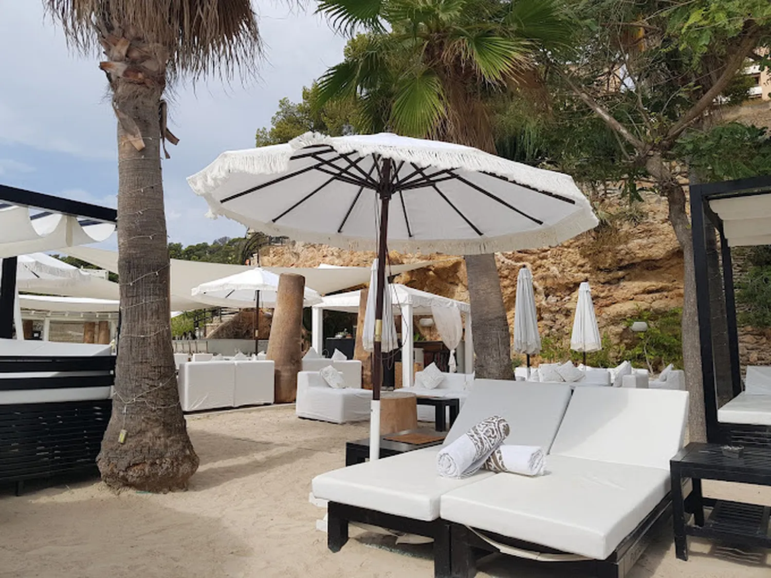 Purobeach Illetas restaurant Maiorca