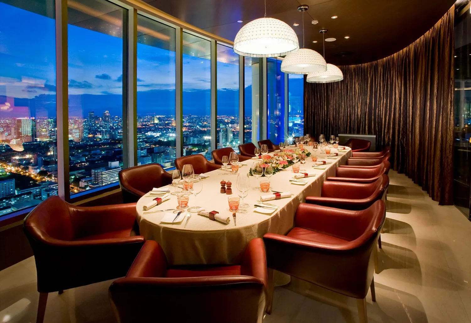 Restaurant Red Sky Bangkok