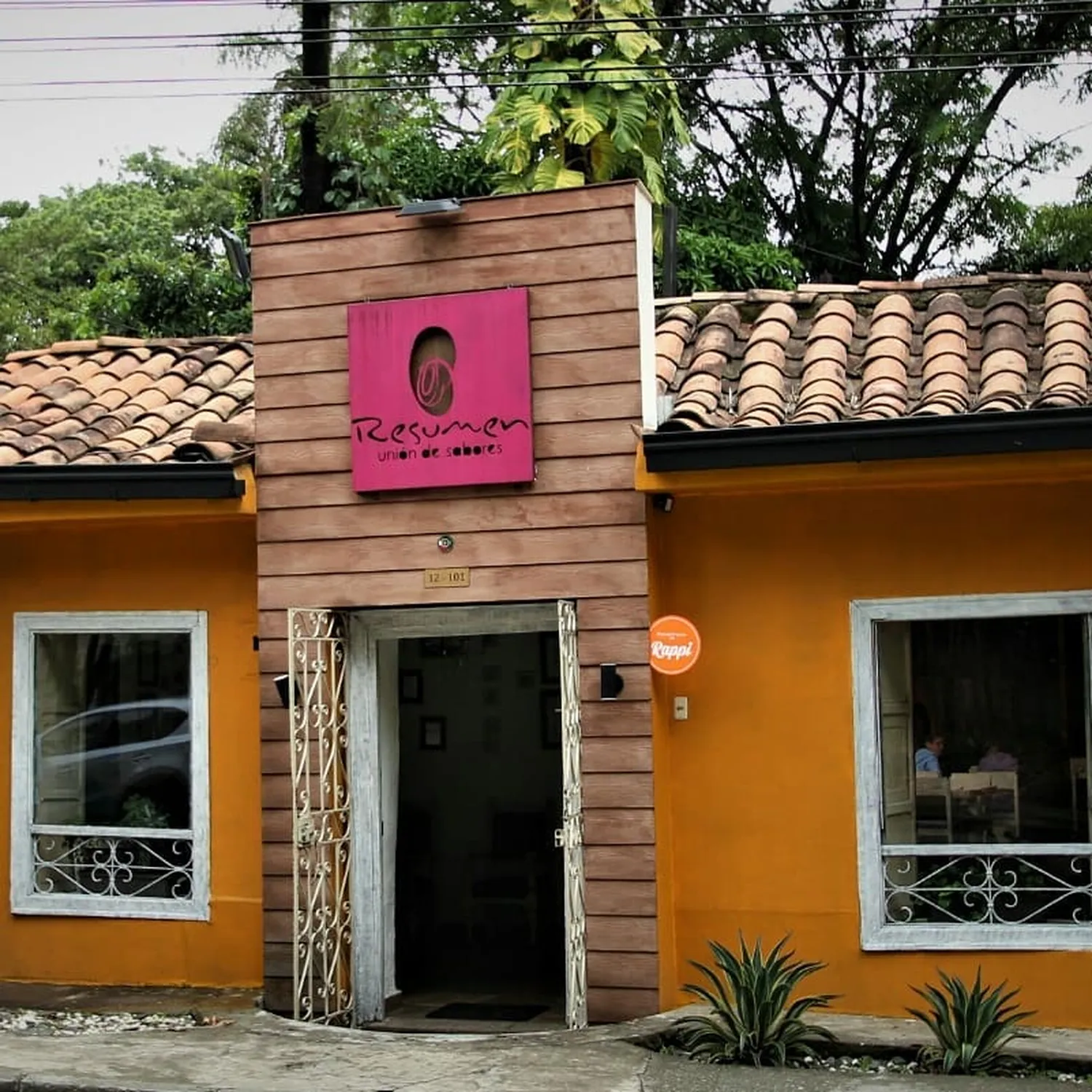 Resumen Unión De Sabores Restaurant Medellin