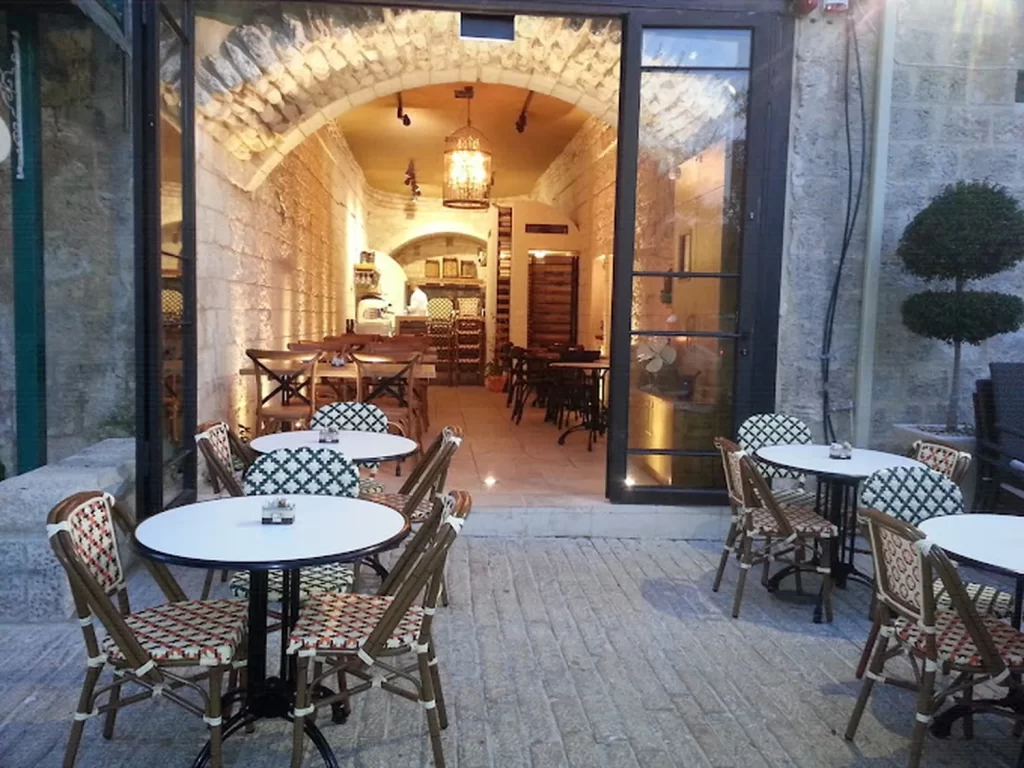 Reservation at ROSEMARY restaurant Nazareth KEYS