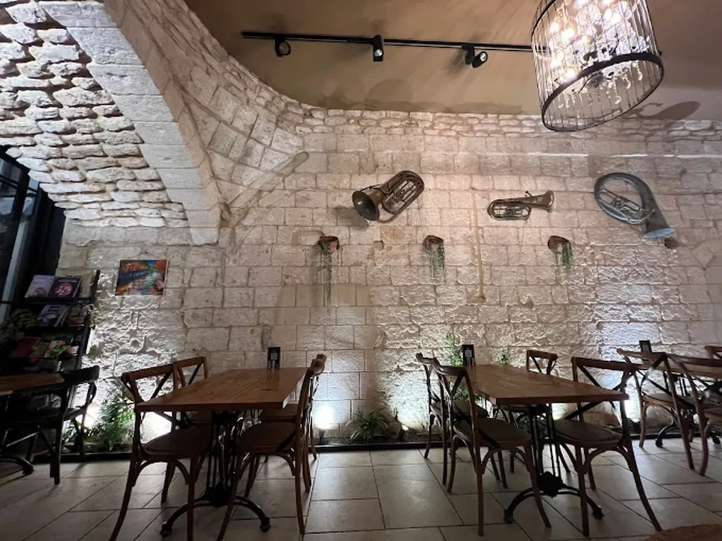 Reservation at ROSEMARY restaurant Nazareth KEYS