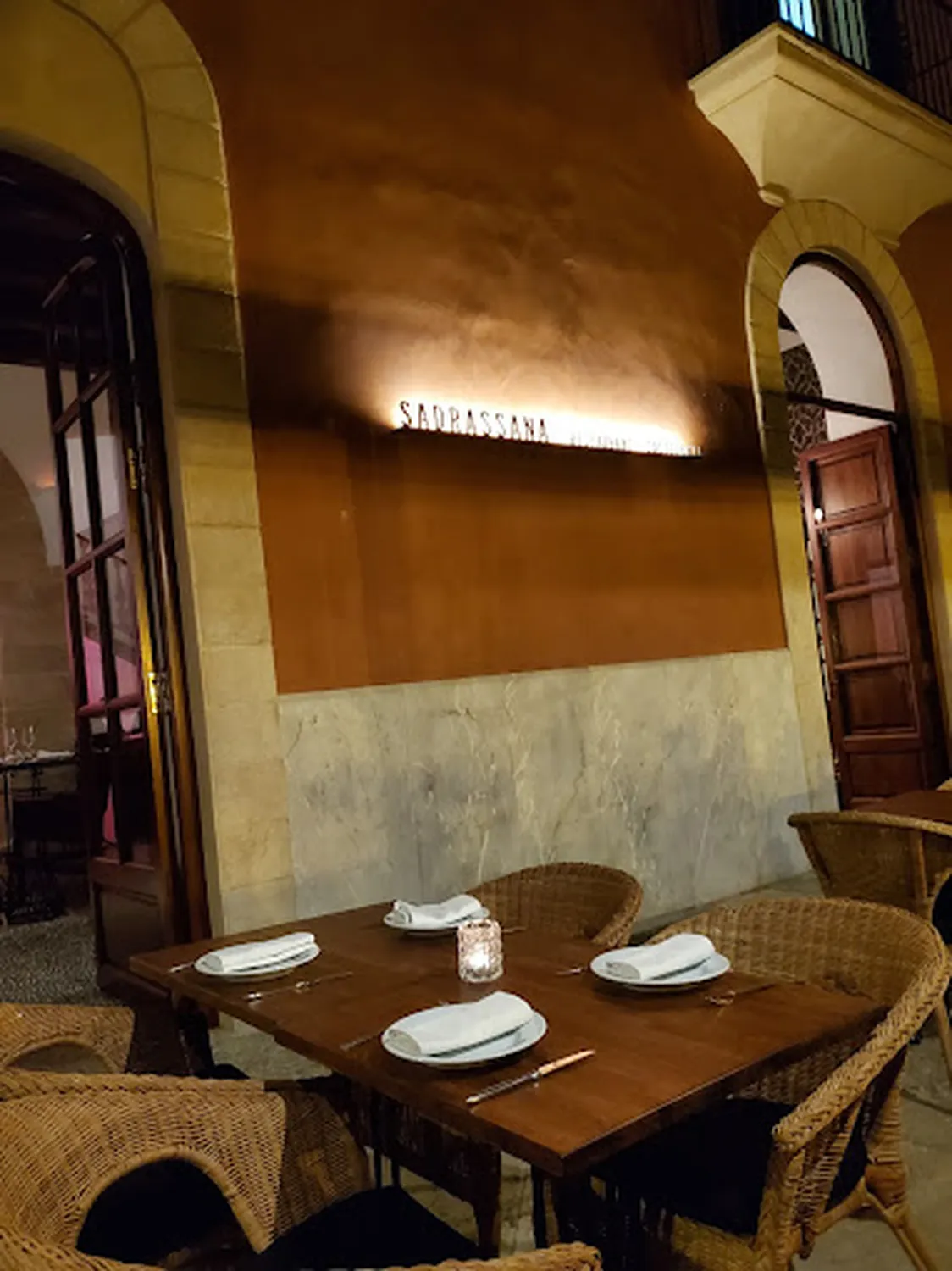 Sadrassana restaurant Maiorca