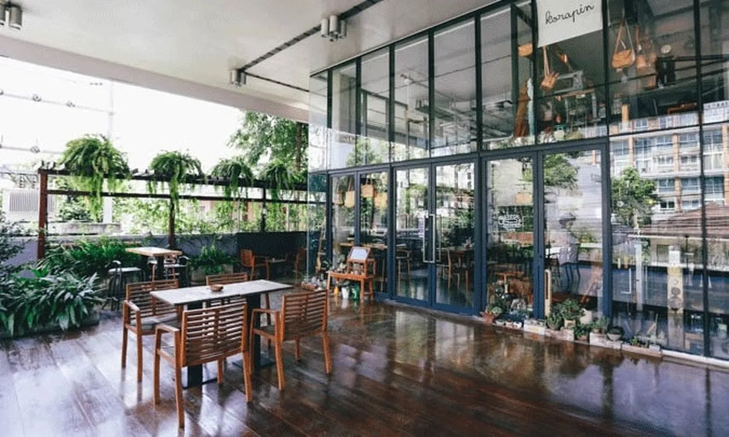 Stitch & Hammer restaurant Bangkok