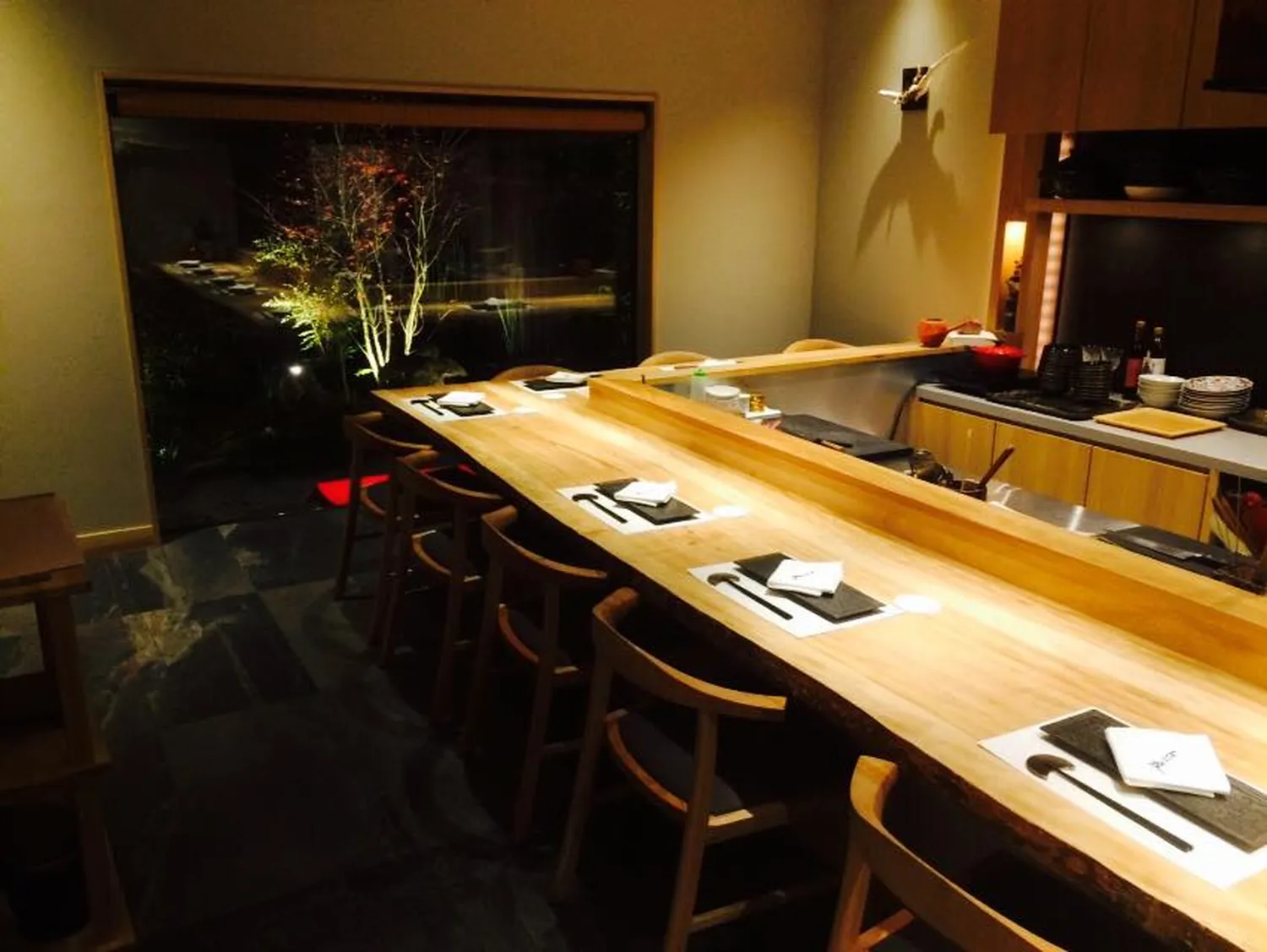 Sumibi Kappō Shirosaka Restaurant Tokyo