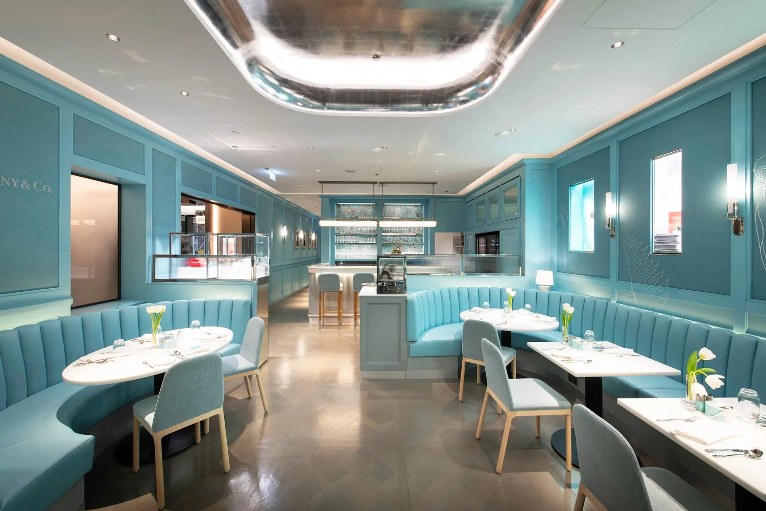 Reservation At THE TIFFANY BLUE BOX London KEYS   The Tiffany Blue Box Coffee Restaurant London Theworldkeys 1.webp