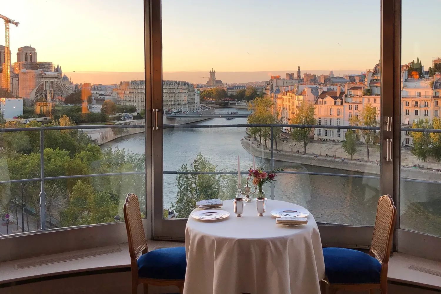 Reservation at TOUR D’ARGENT restaurant Paris KEYS