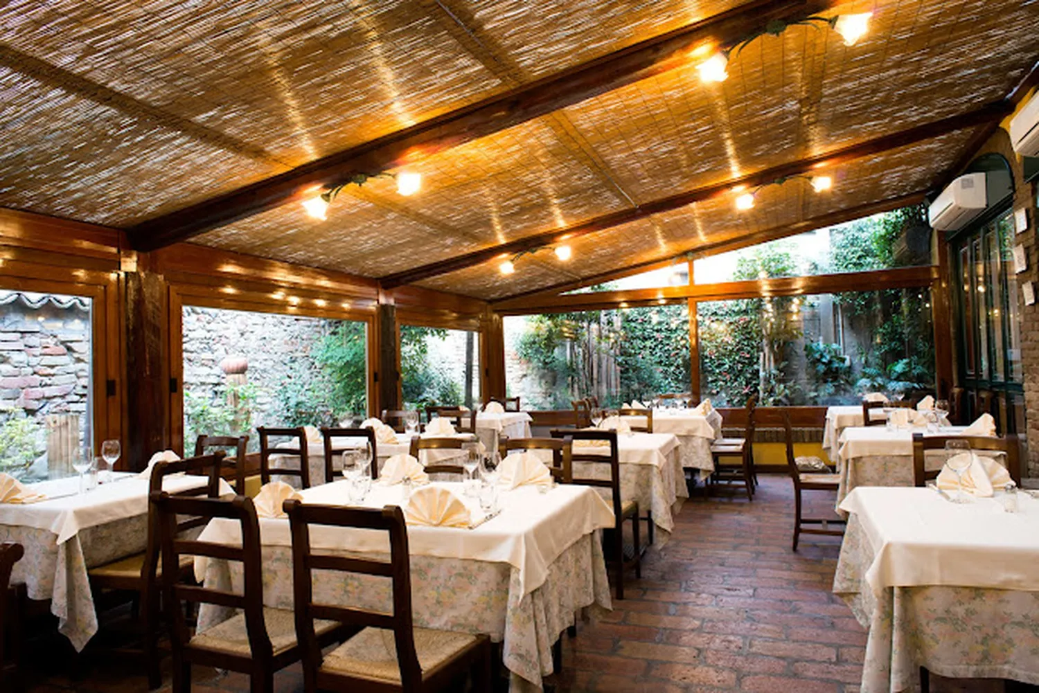 Trattoria il Cortile restaurant Parma