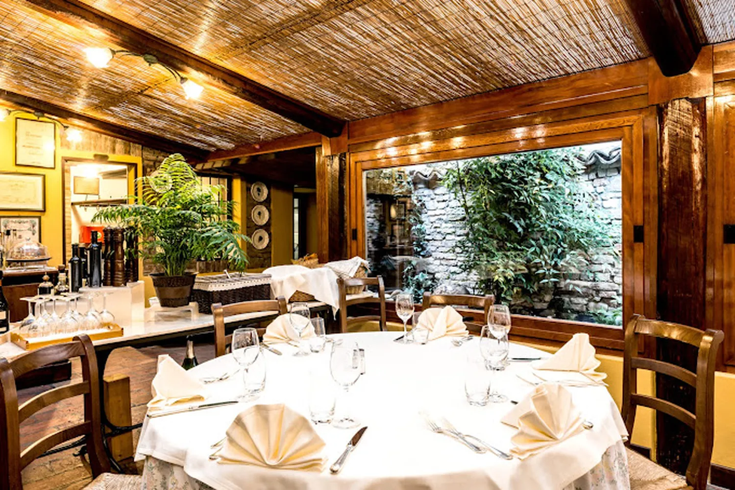 Trattoria il Cortile restaurant Parma