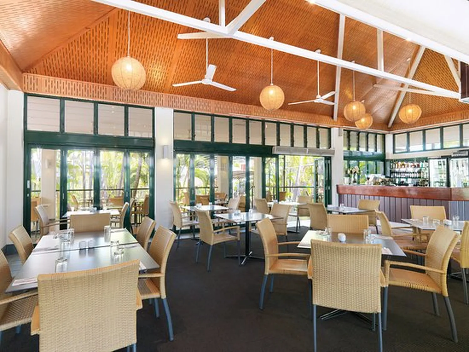 Treetops Restaurant Darwin