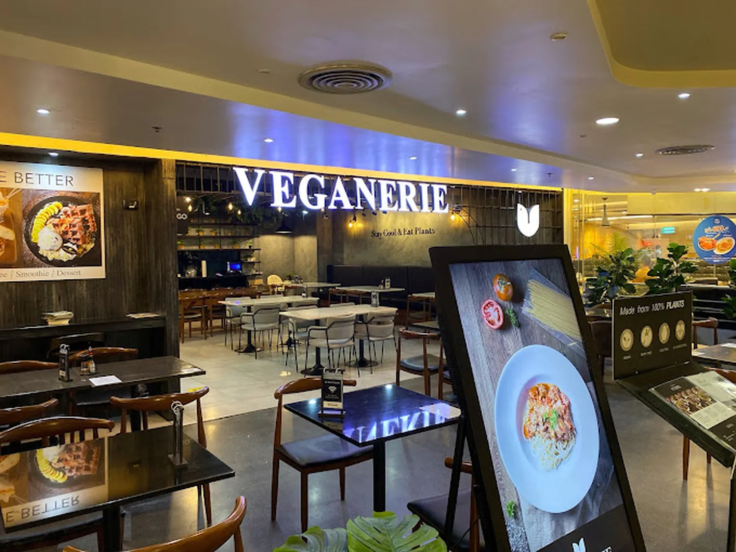 Veganerie Silom restaurant Bangkok