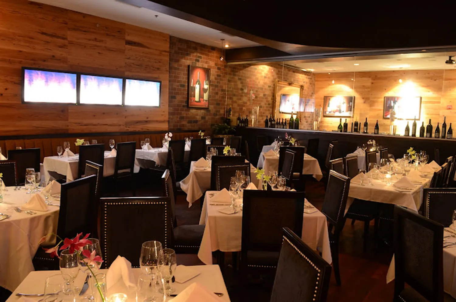 Vines Grille restaurant Orlando