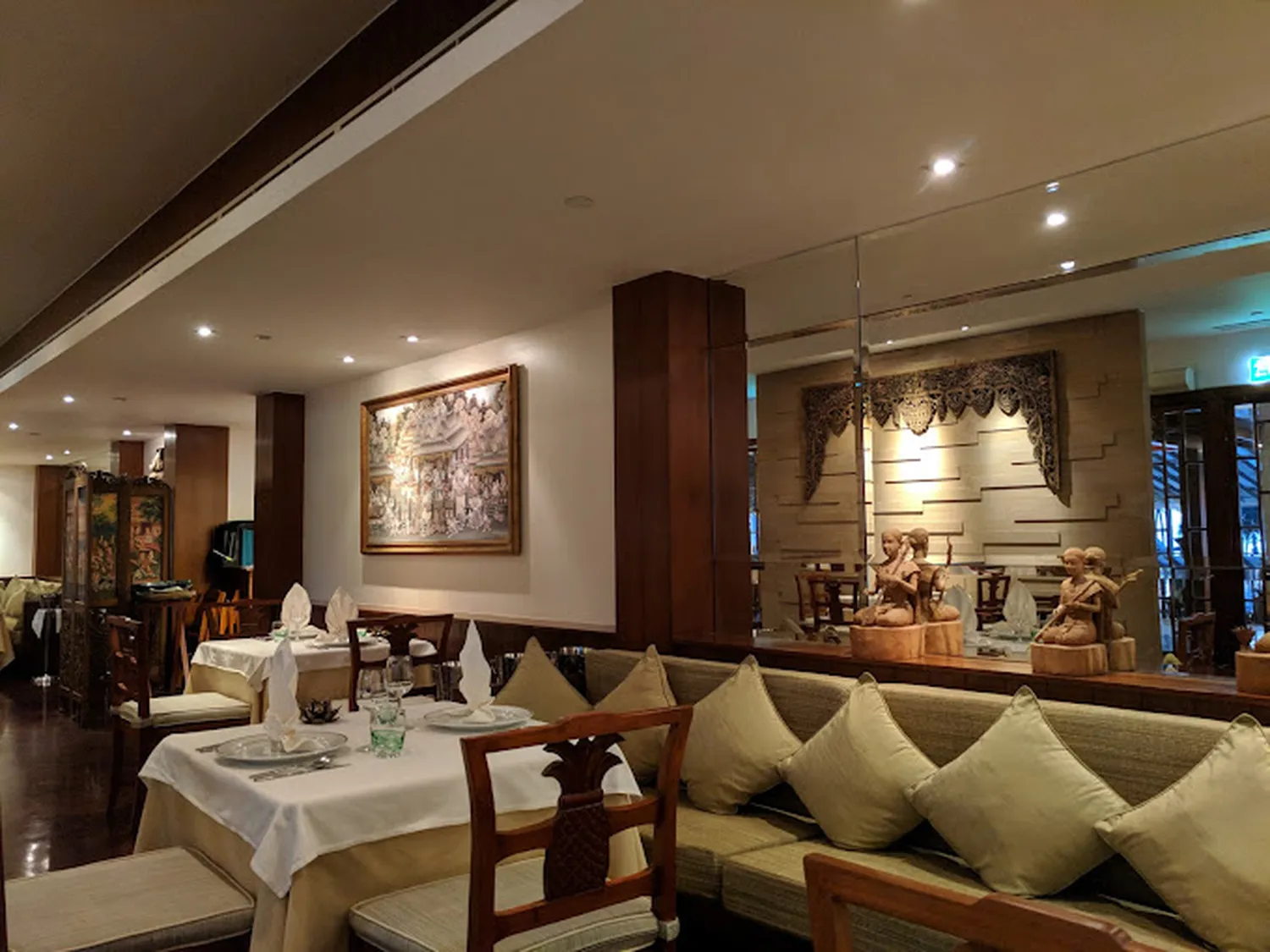 Wang Warin restaurant Phuket