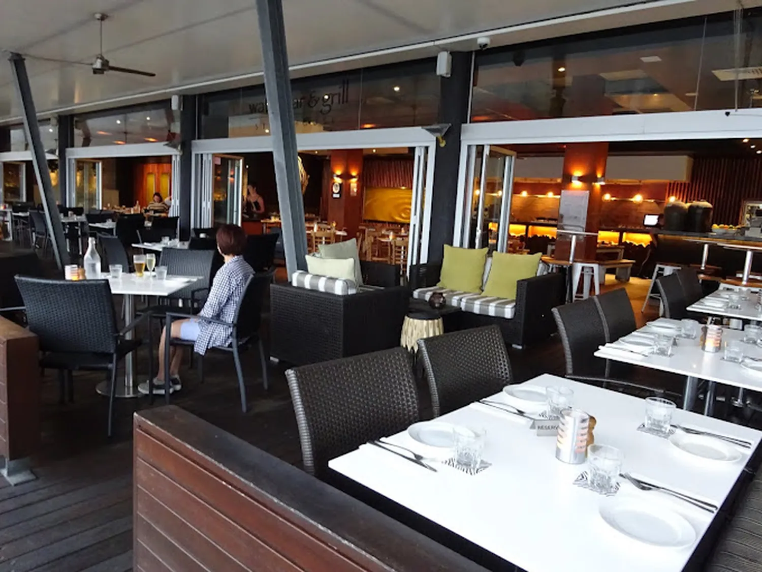 Waterbar restaurant Cairns