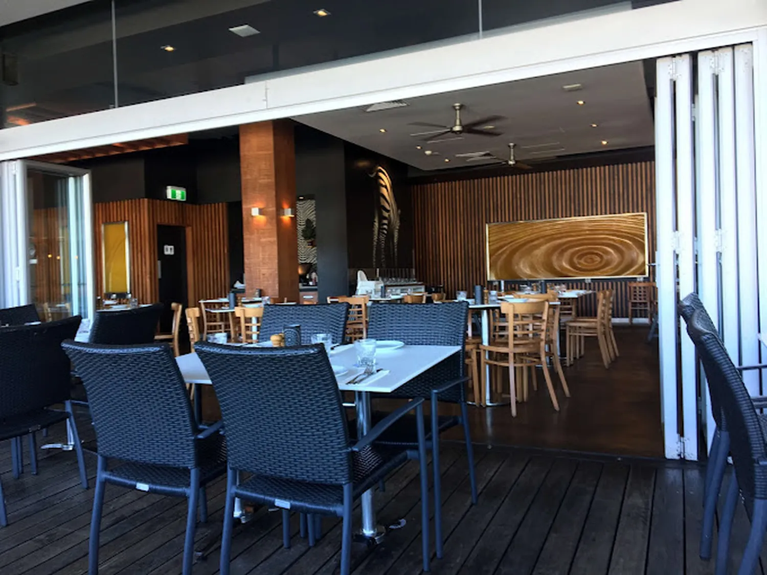 Waterbar restaurant Cairns