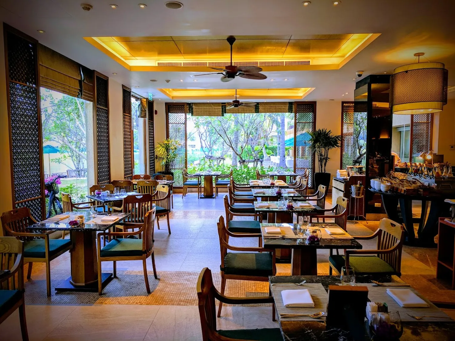 Watercourt restaurant Phuket