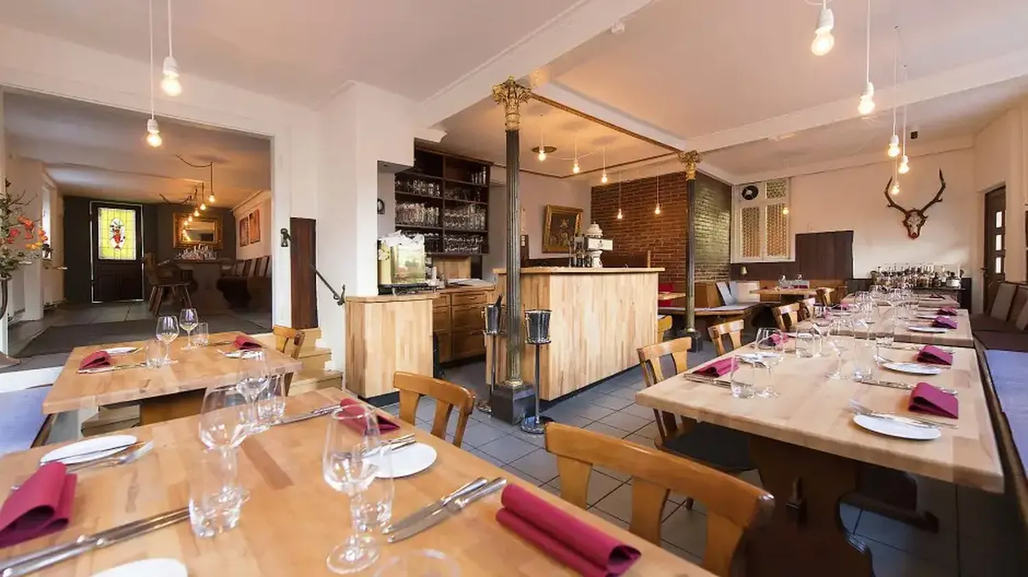 Zur Golden Kron restaurant Francfort