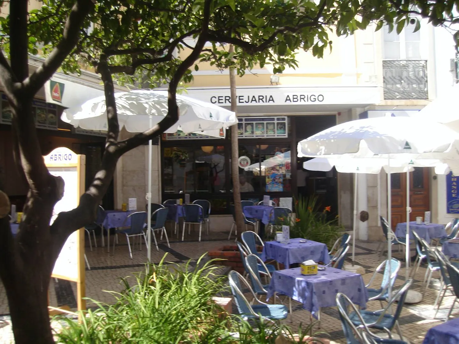 Abrigo restaurant Lagos