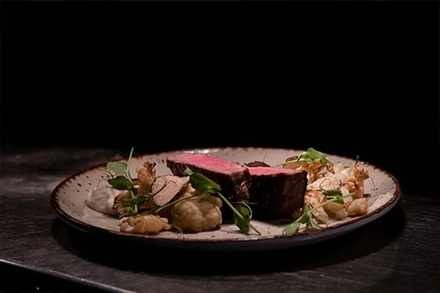Alentours restaurant Québec City Canada