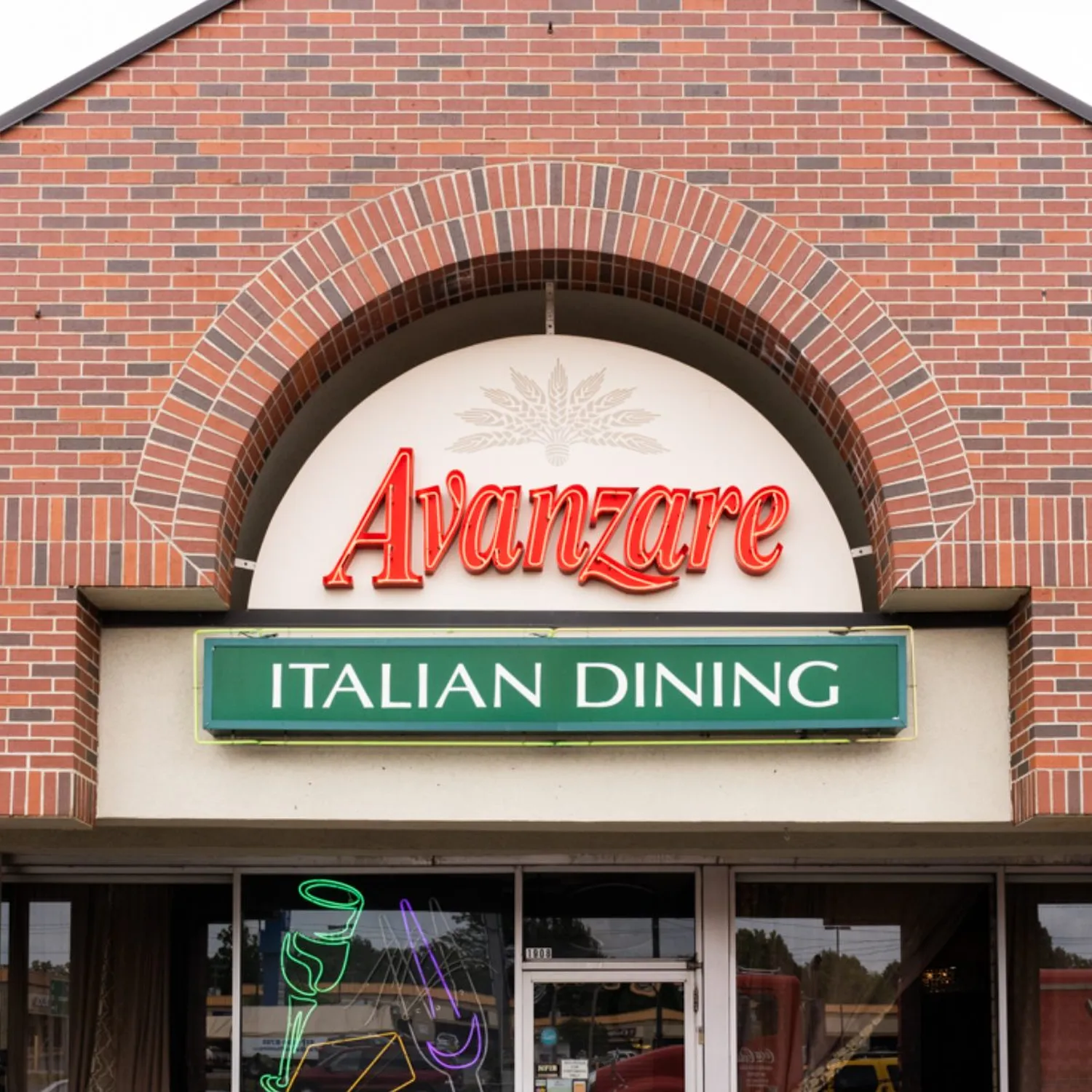 Avanzare restaurant Springfield