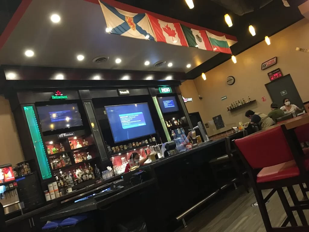 Boston's Restaurant Playa Del Carmen