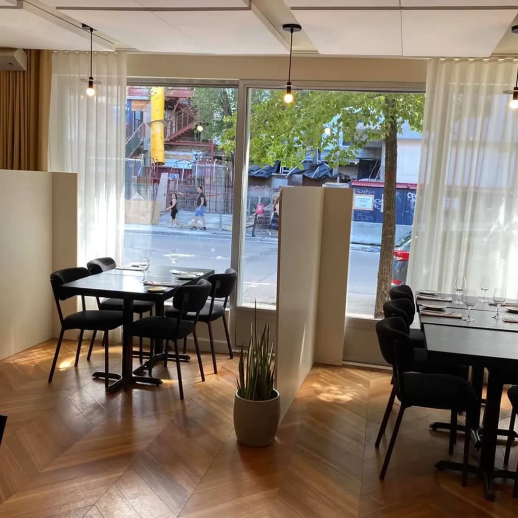 Reservation at BOUILLON BILK restaurant Montréal KEYS