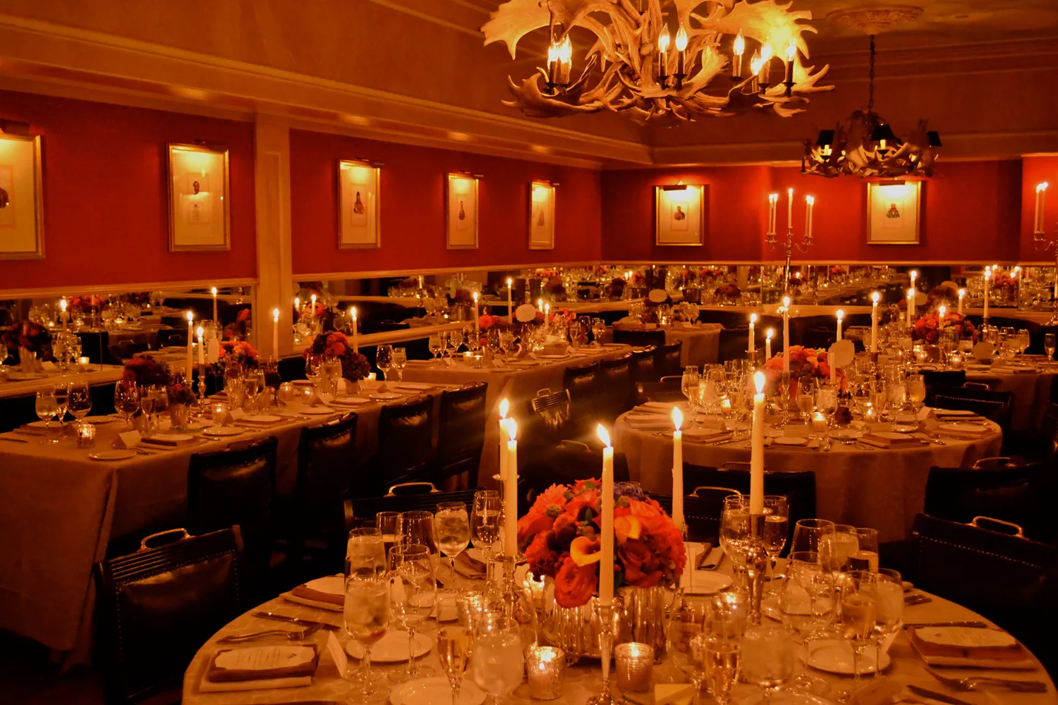 CARIBOU CLUB Restaurant Aspen