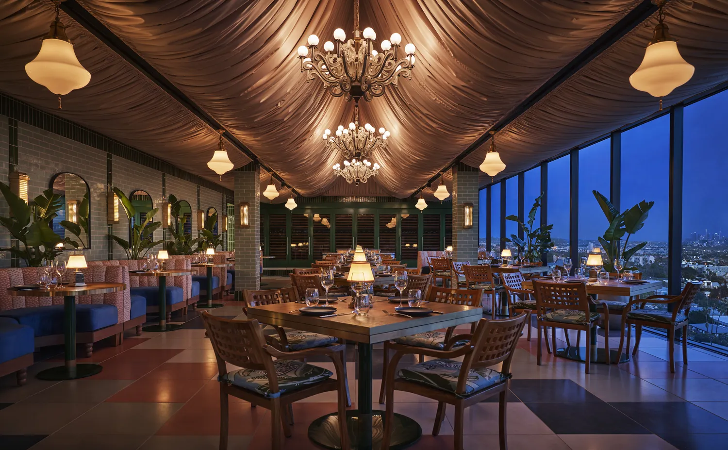 CATCH LA Restaurant Burbank