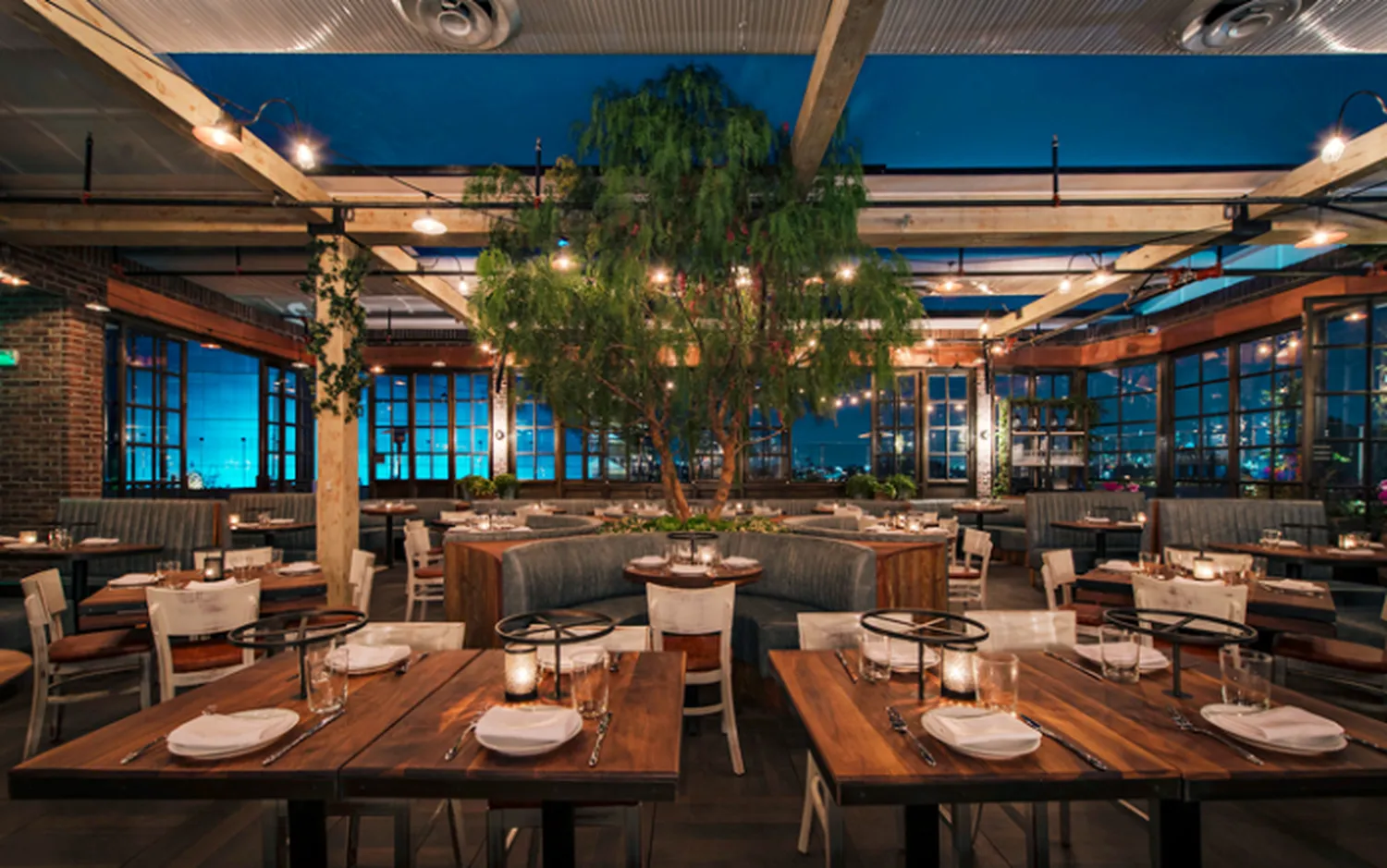 CATCH LA Restaurant Burbank