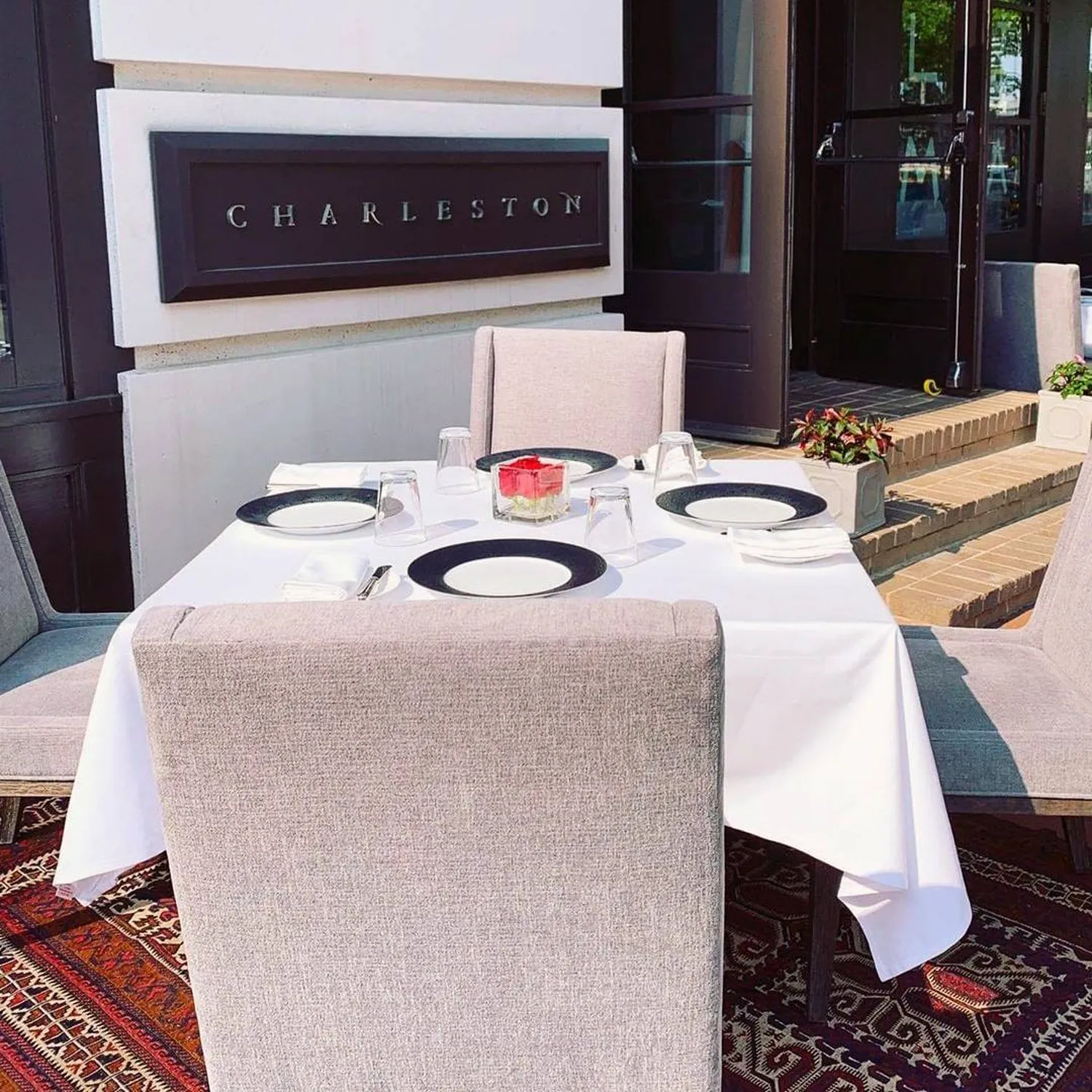 CHARLESTON Restaurant Baltimore