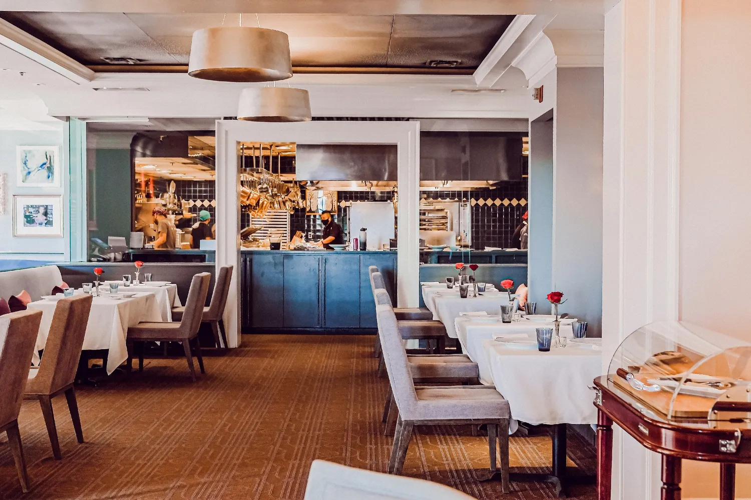 CHARLESTON Restaurant Baltimore