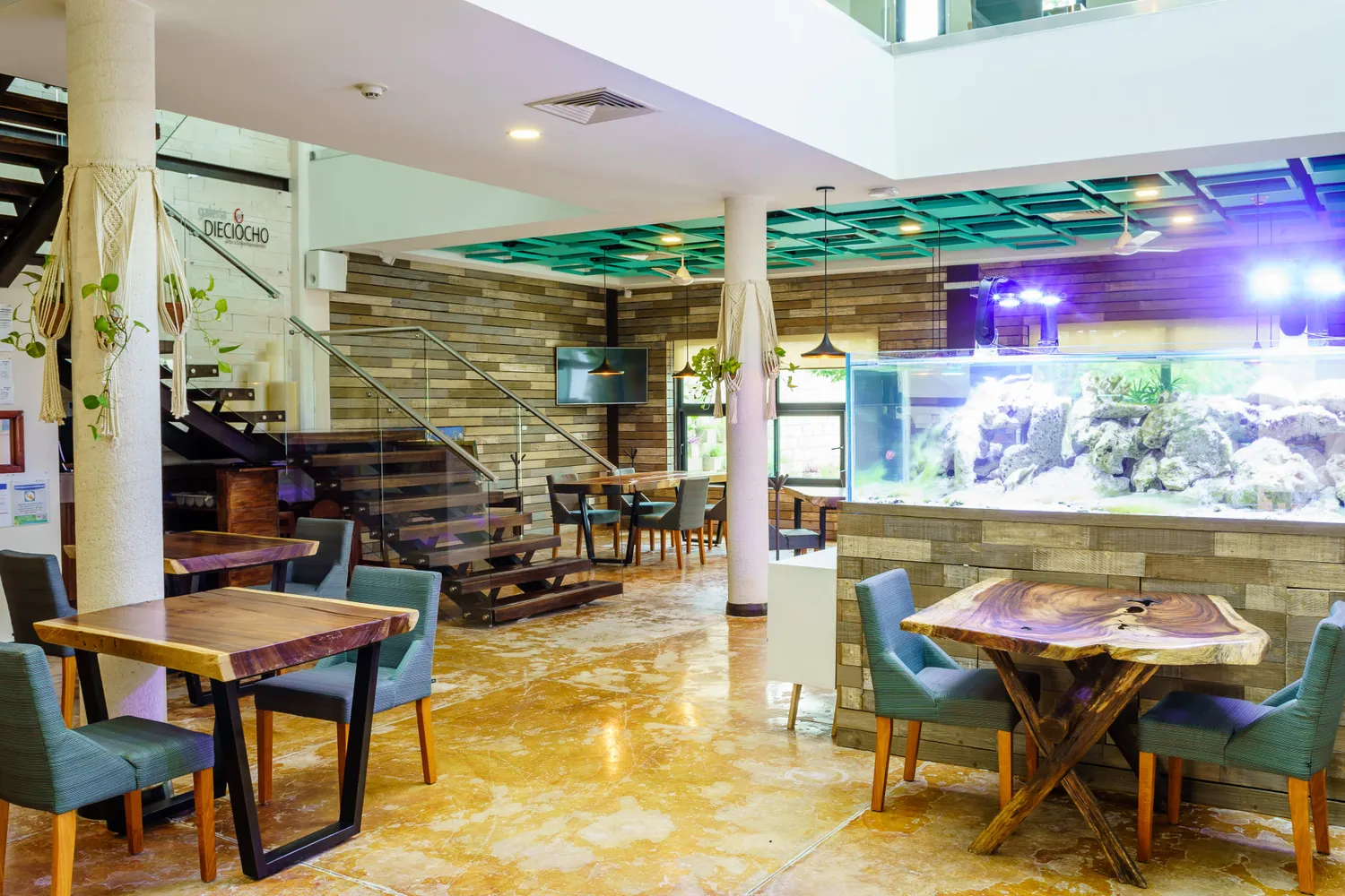 Evass Restaurant Playa Del Carmen