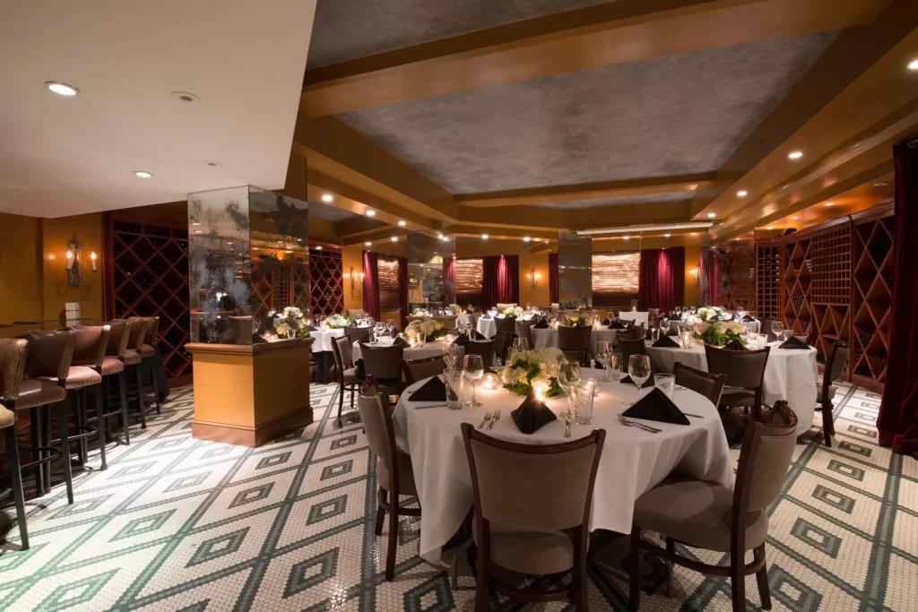 Reservation at FLIGHT restaurant Memphis KEYS