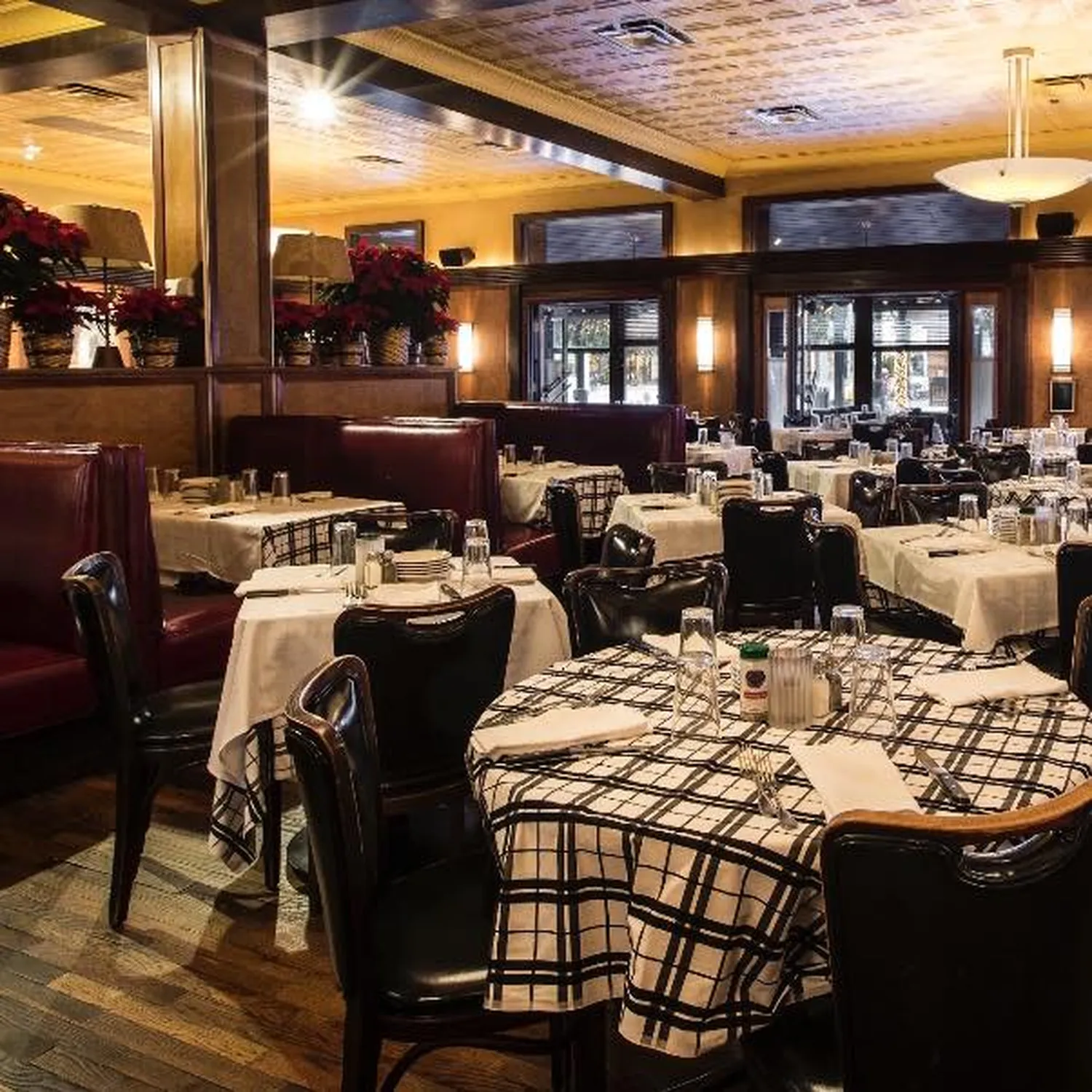 Gibsons restaurant Oak Brook