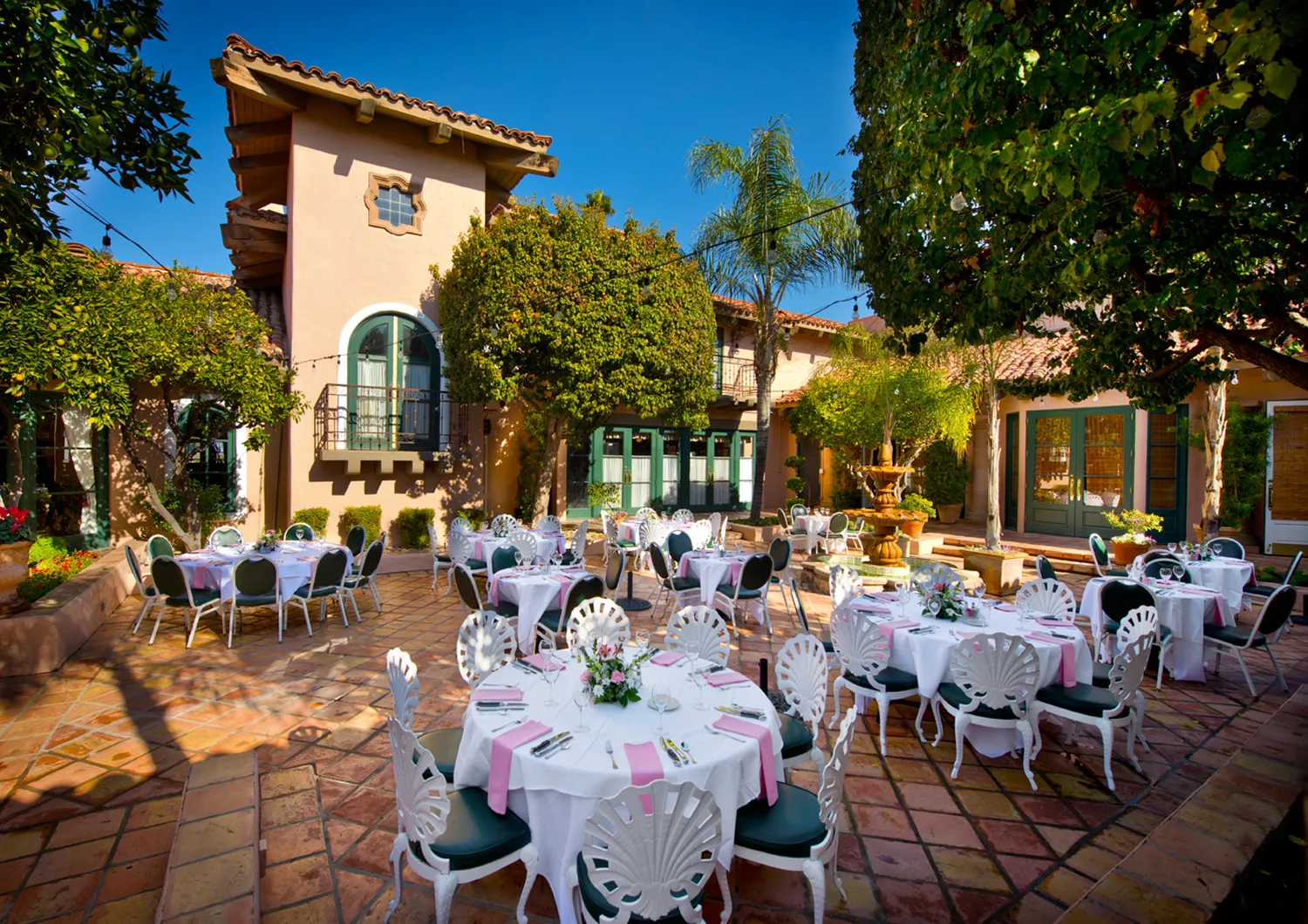 Harris Ranch restaurant - Coalinga