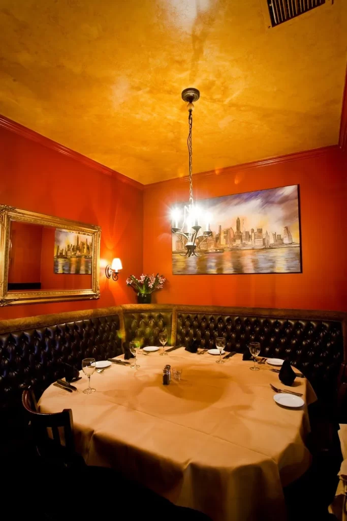 Reservation at HOLDREN'S Santa Barbara KEYS