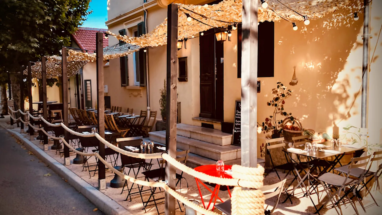 LE PETIT BISTROT restaurant Grimaud