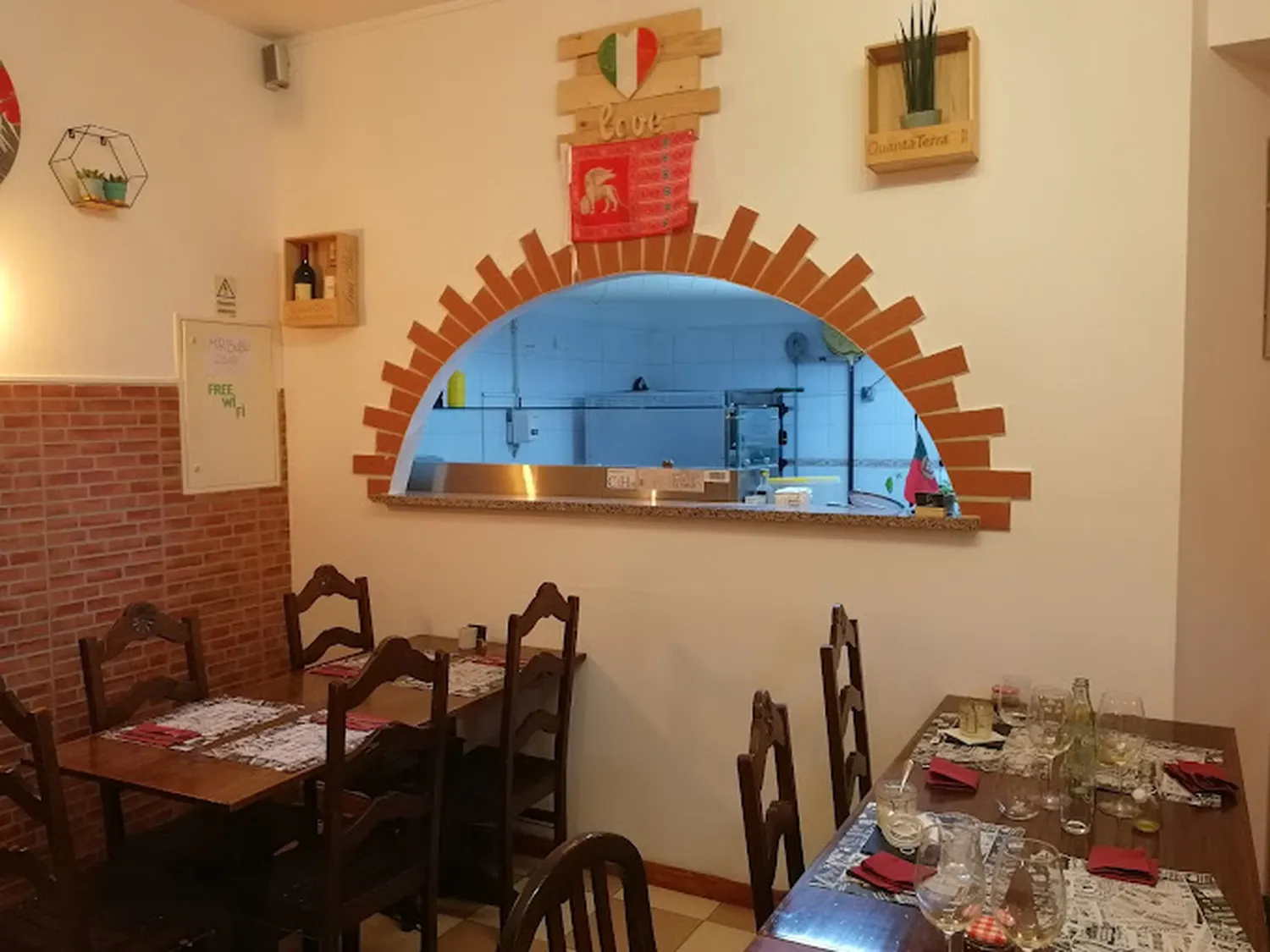 La Piazzetta restaurant - Lagos