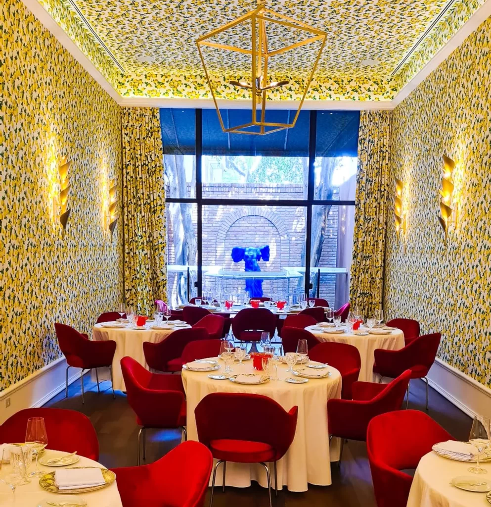 London's most beautiful and glamorous restaurants - top places to go for a  big night out | Hot Dinners