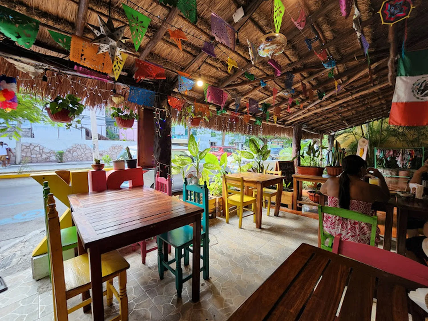 Pik Nik Restaurant Playa Del Carmen