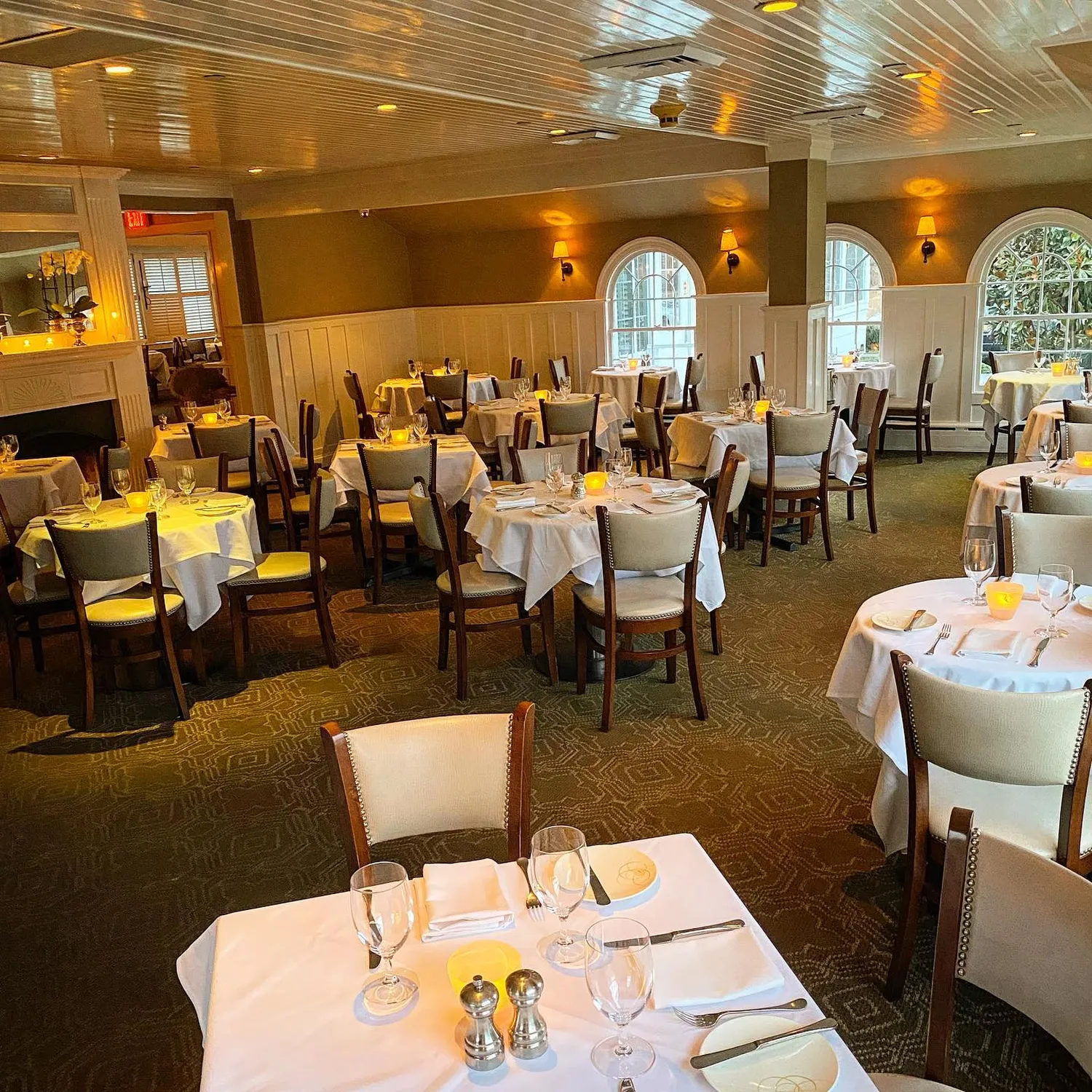 STONE CREEK INN restaurant Hamptons