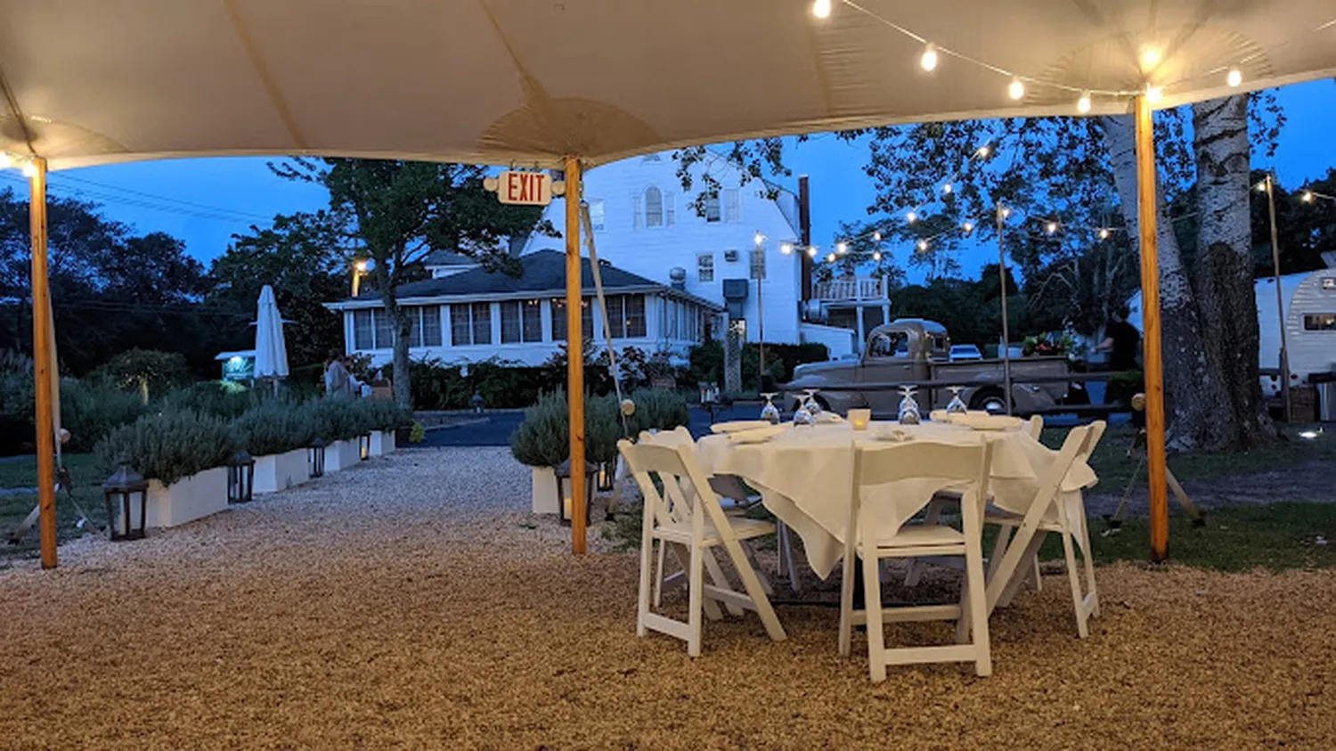 STONE CREEK INN restaurant Hamptons