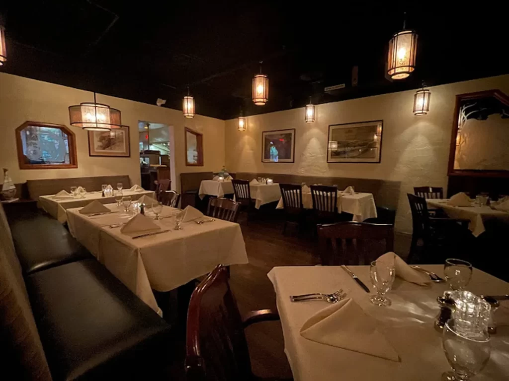 Reservation at SALT CELLAR restaurant Scottsdale KEYS