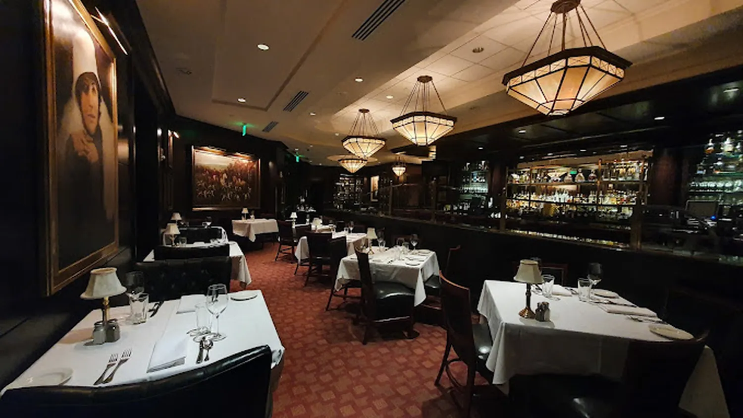 The capital grille restaurant Boca Raton