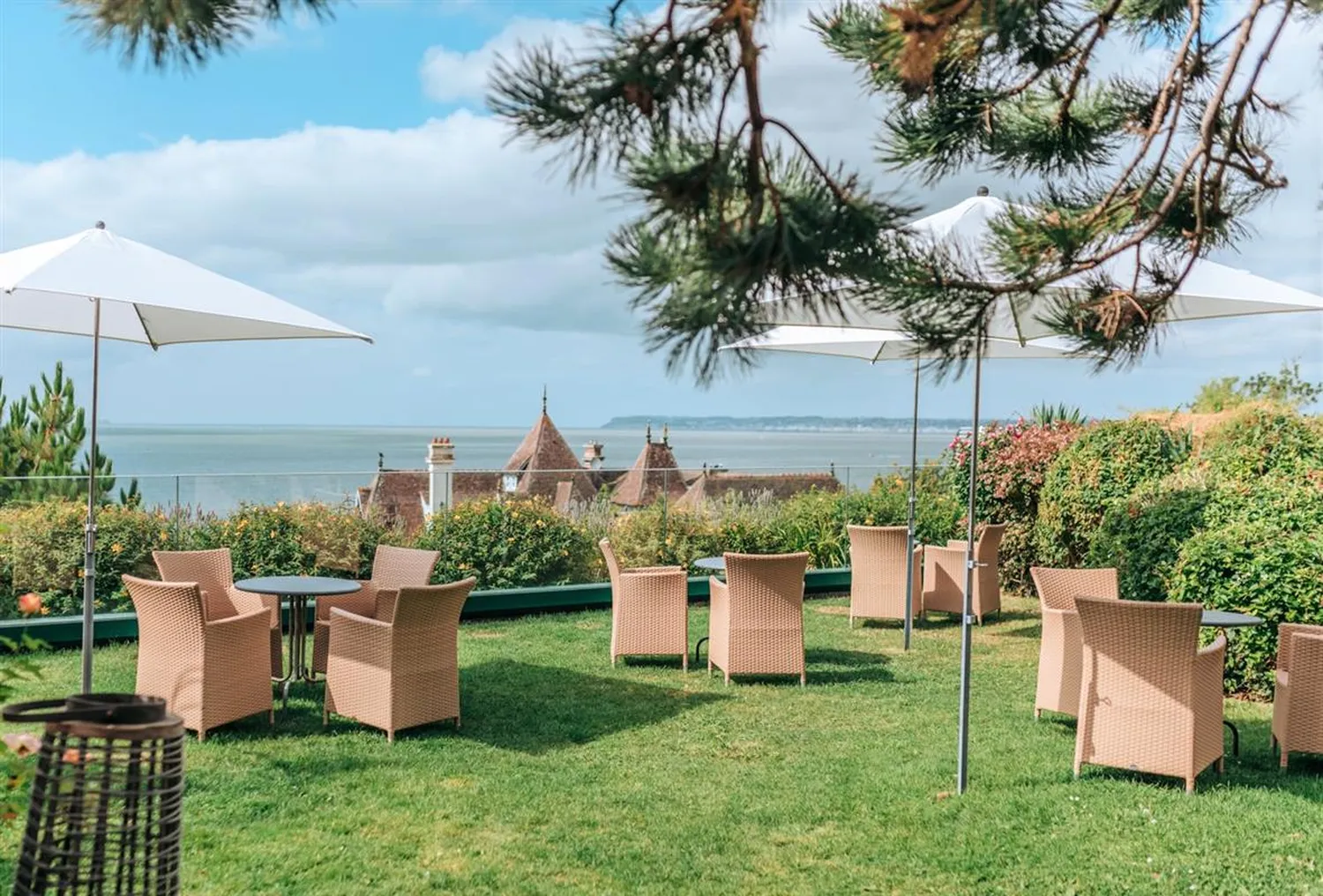 LE BELLEVUE Restaurant Deauville