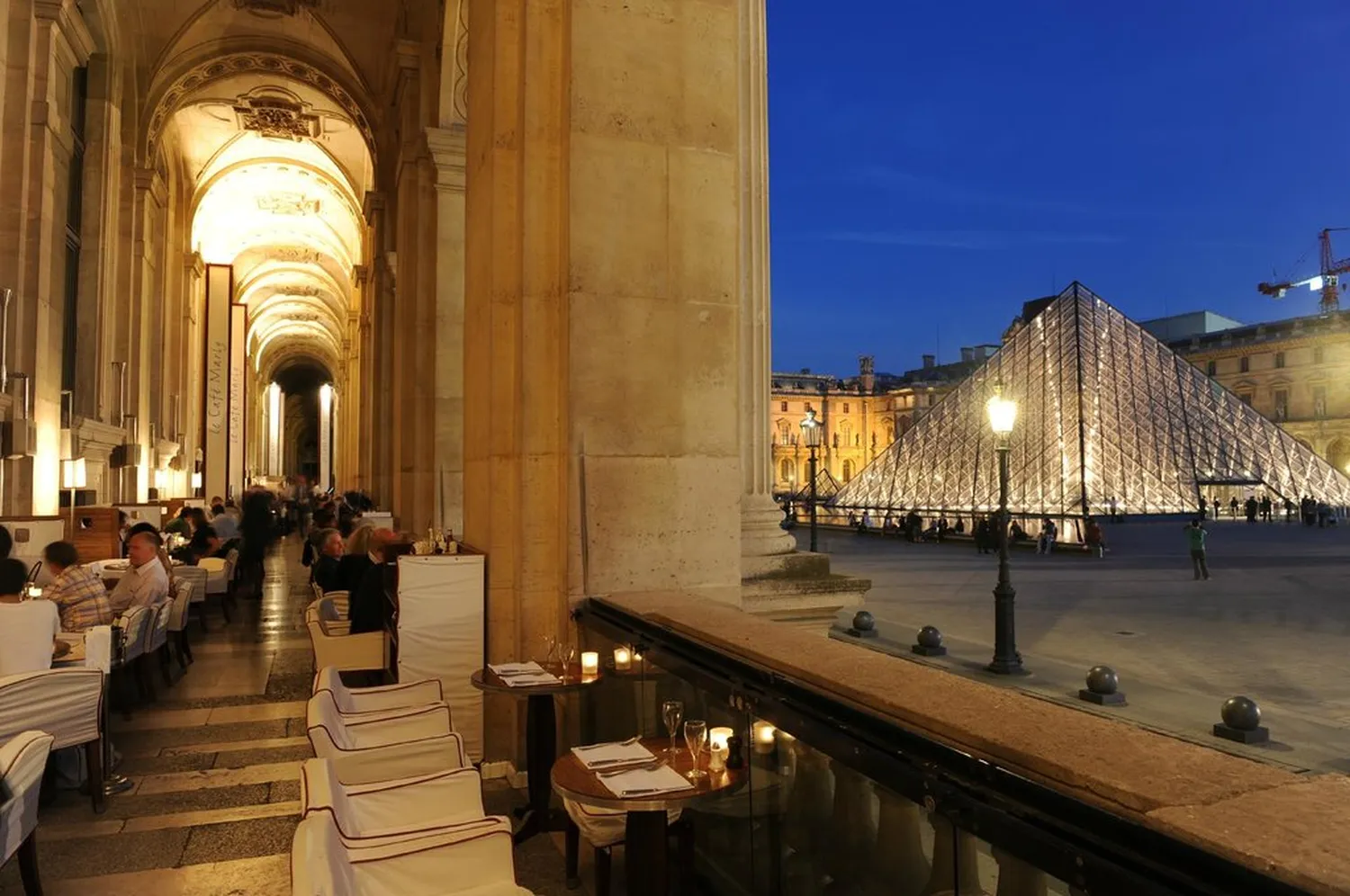 Le Café Marly restaurant Paris