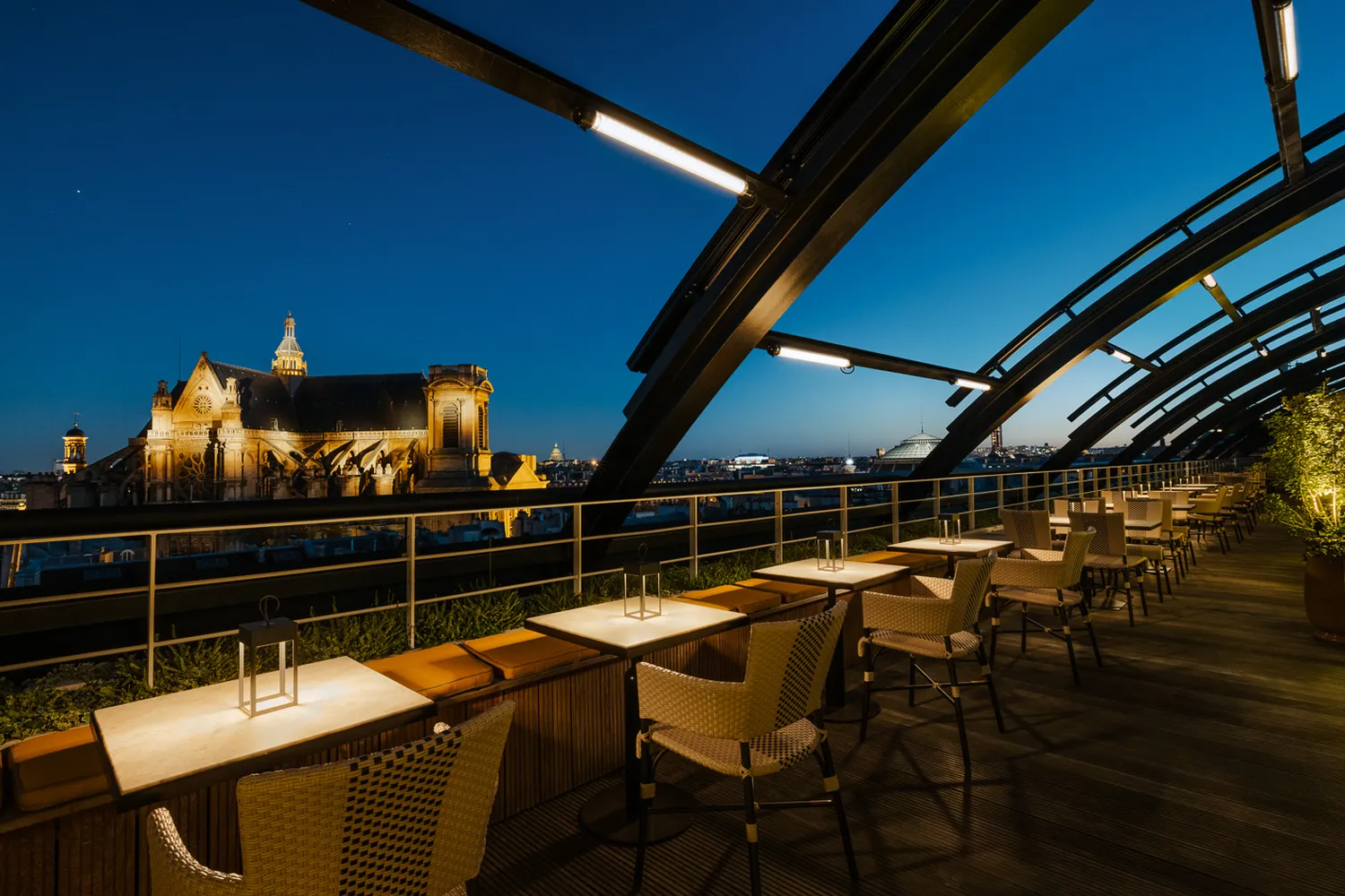 Madame Rêve rooftop Paris