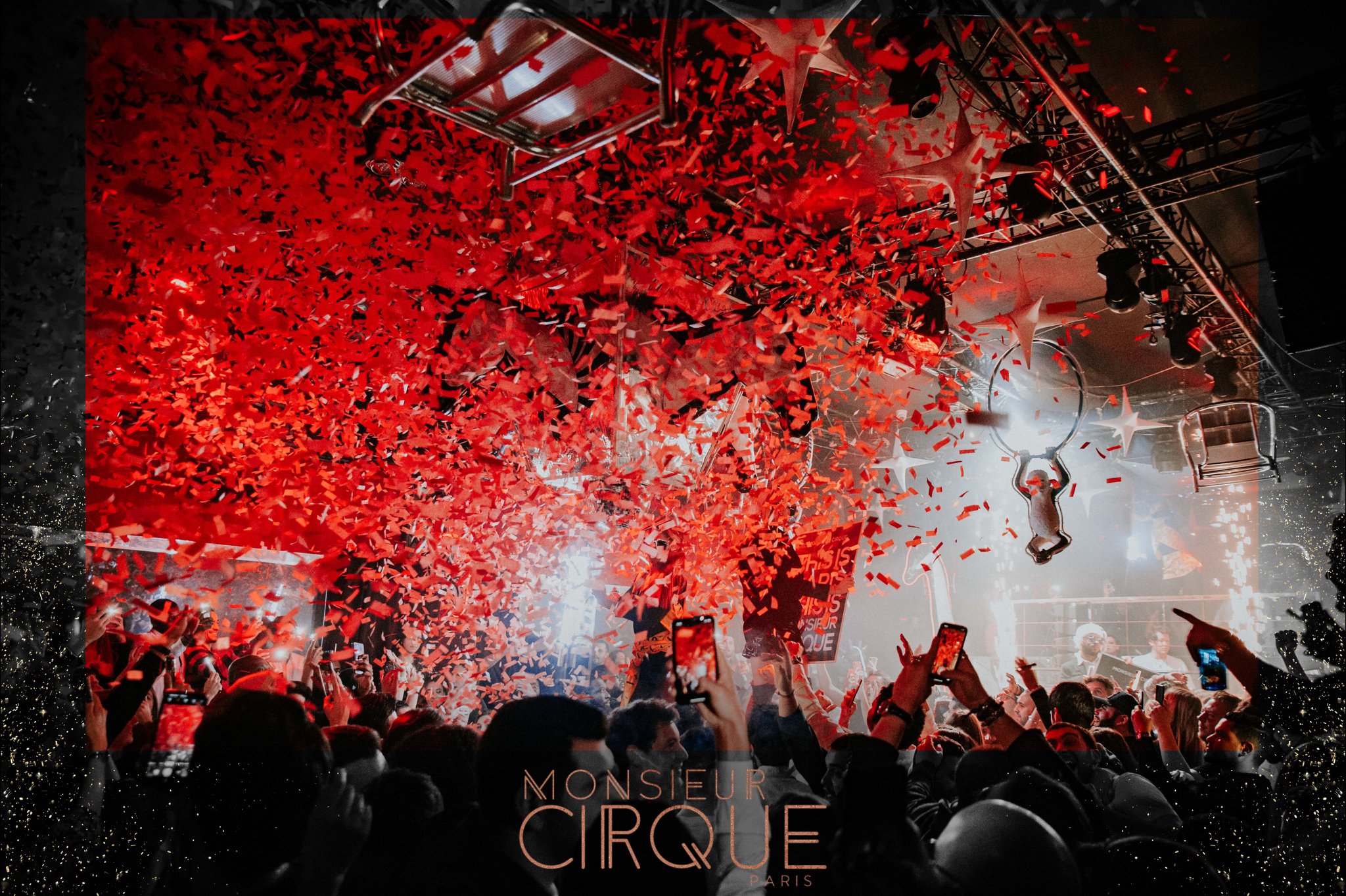 Monsieur Cirque nightclub Paris