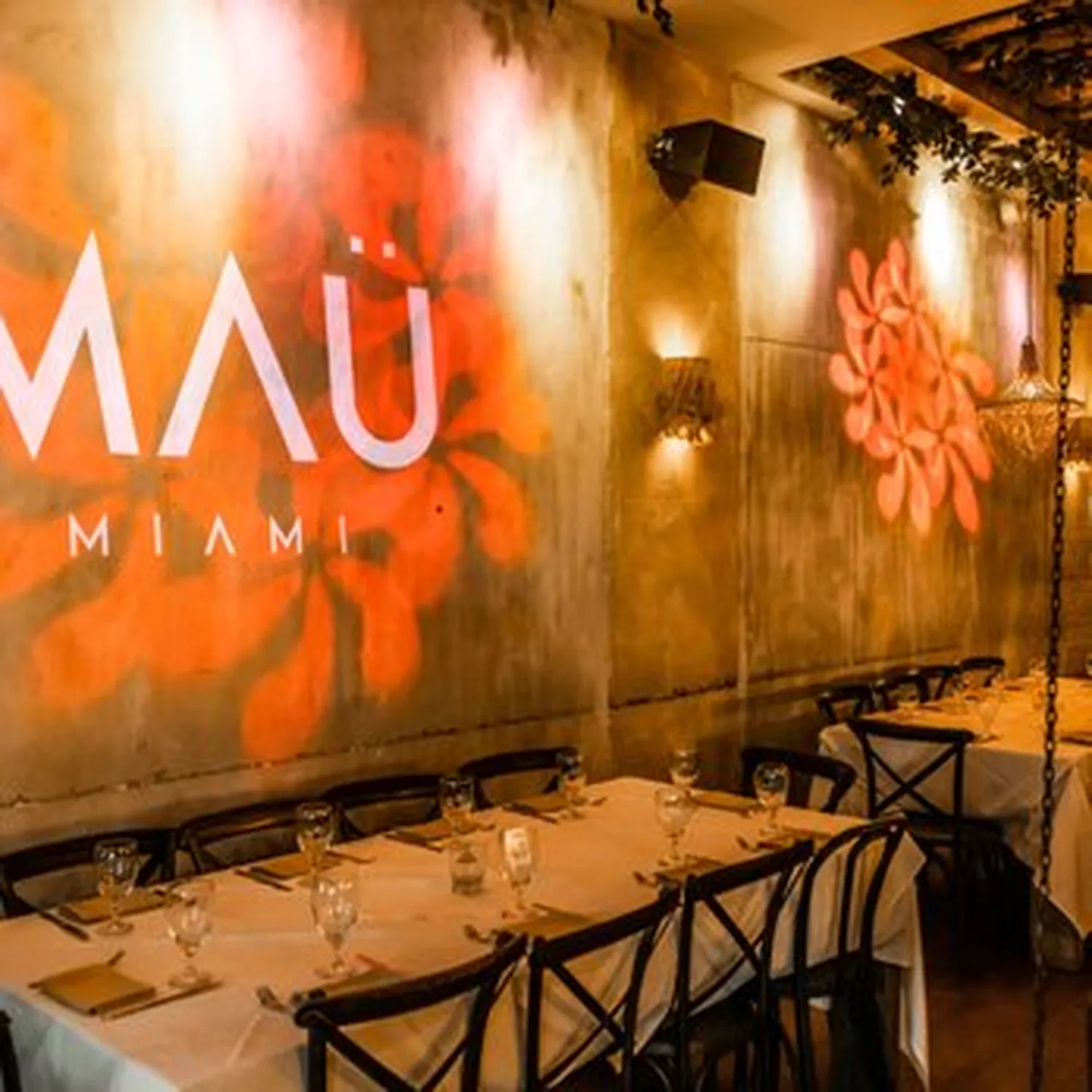 Μau Miami restaurant